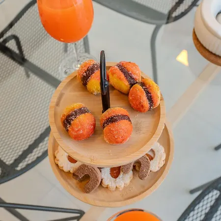 Lana- Luxury 아파트 *