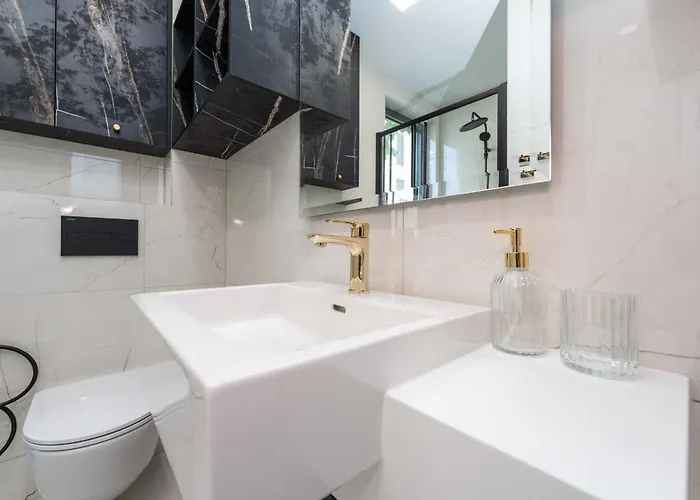 Lana- Luxury Апартаменты *